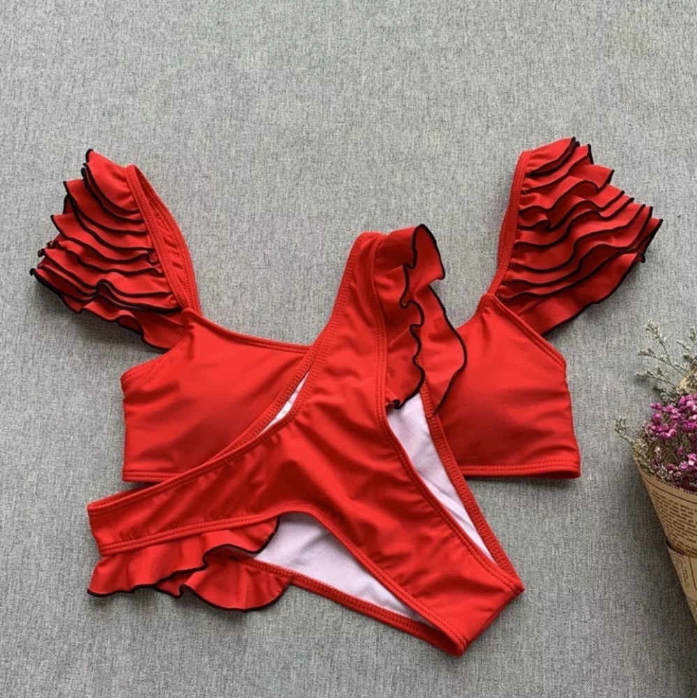 New Sexy Red Ruffle Shoulders Bikini Set Swimsuit - Picture 5 of 7